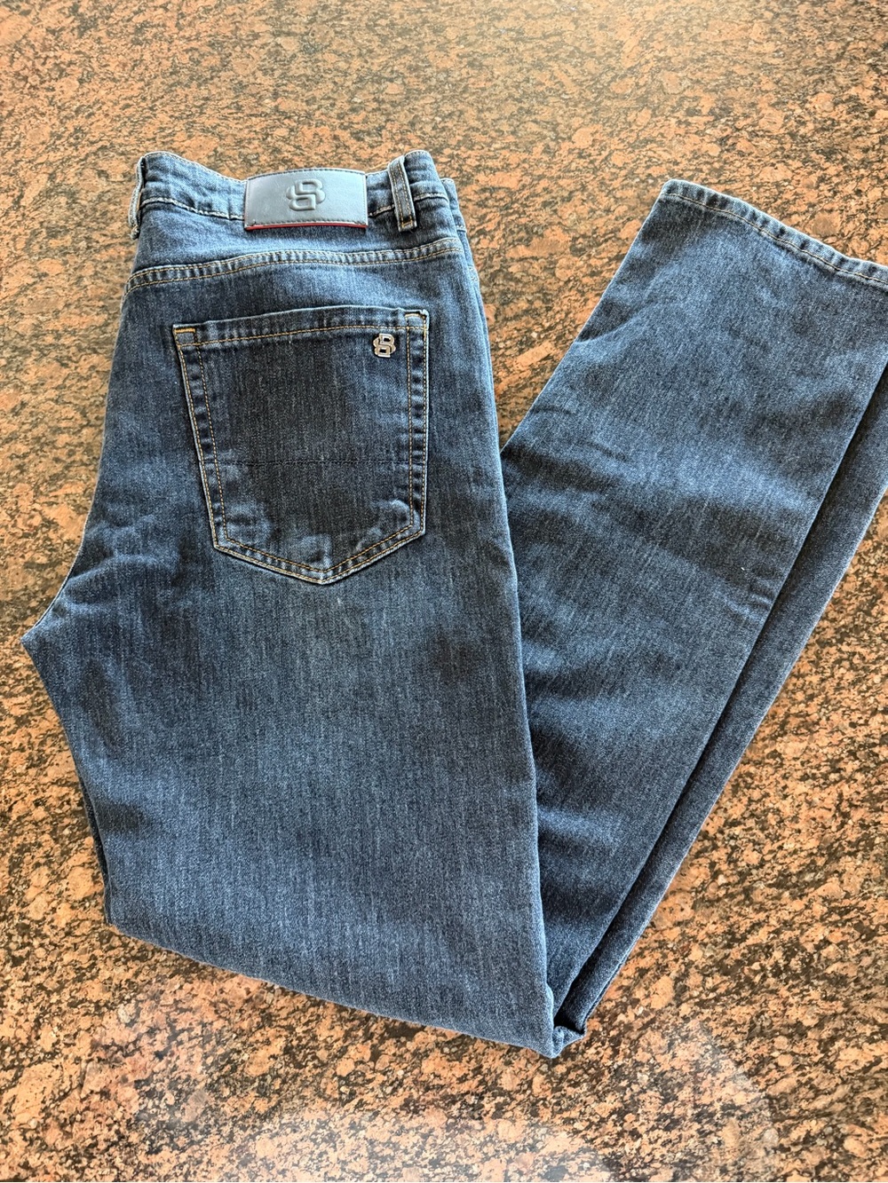 Hugo Boss Slim Fit Dark Blue Denim Jeans Sz 34 EUC